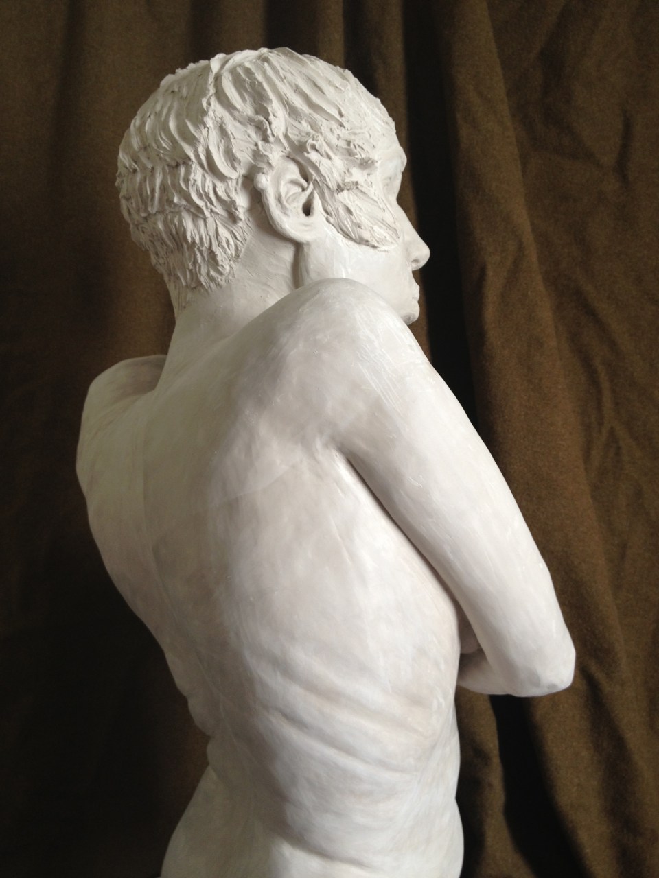 [Right side of Maya de Ceano-Vivas' sculpture.]