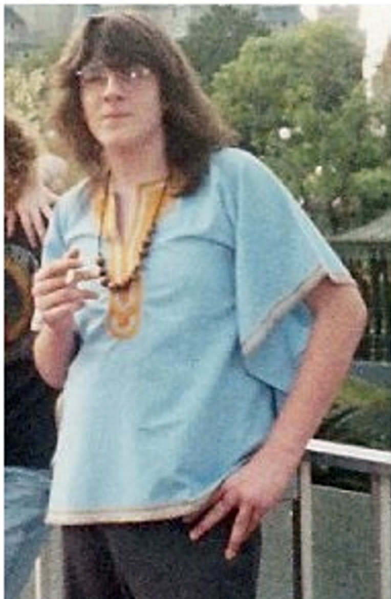 1986; at age 14 I was so fucked up I actually wore a dashiki. 